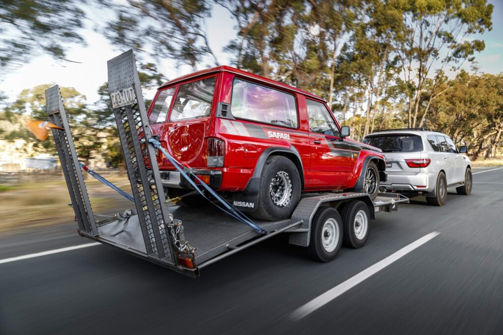 towing services .,,,